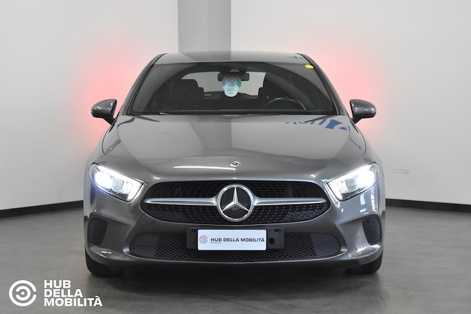 MERCEDES-BENZ A 180 d Automatic Sport